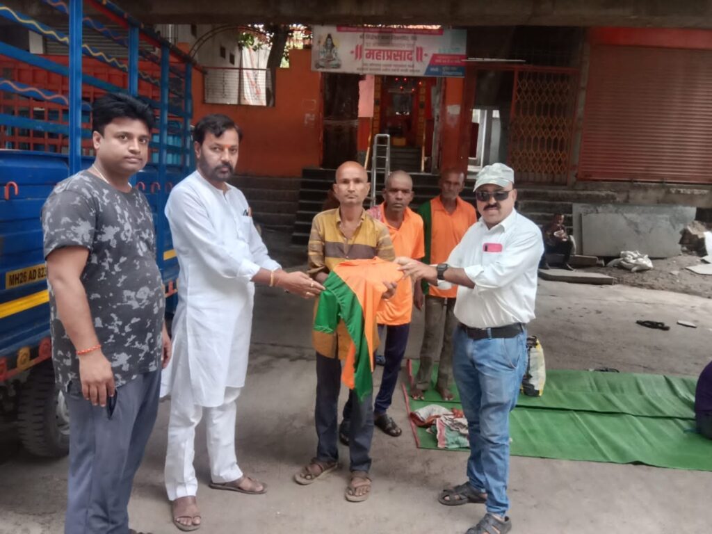 IMG 20240605 WA0054 ॲड. दिलीप ठाकूर राबवितात कायापालट सारखा आगळावेगळा उपक्रम - सेवानिवृत्त मनपा उपायुक्त शशीमोहन नंदा -NNL