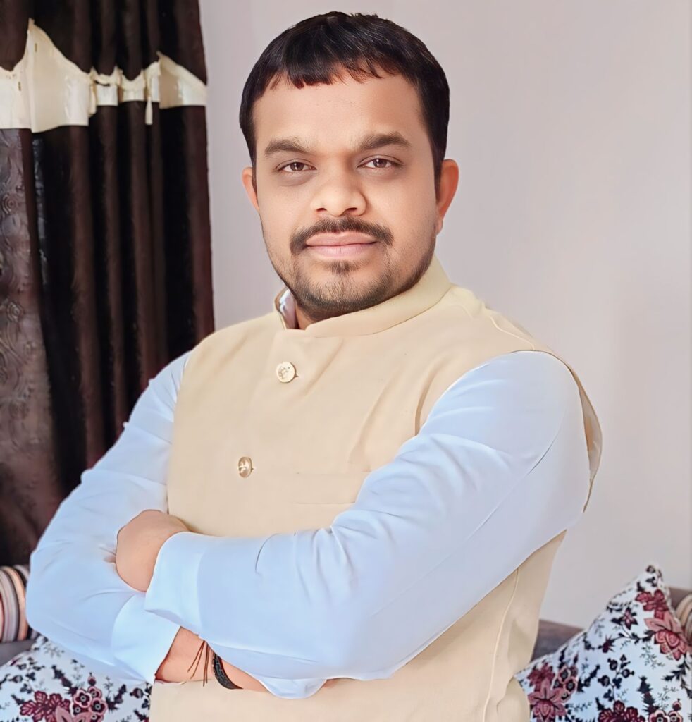 IMG 20240610 WA0005 युवा ग्रामीण पत्रकार संघाचे अधिवेशन लवकरच घेणार...राष्ट्रीय अध्यक्ष श्री गणेश कचकलवार -NNL