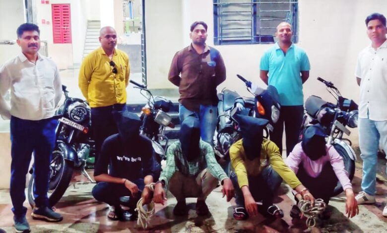 IMG 20240629 WA0063 उमरखेड येथील घरफोडीचा गुन्हा उघडकीस; तीन लाख 50 हजार रुपयाचा मुद्देमाल जप्त -NNL