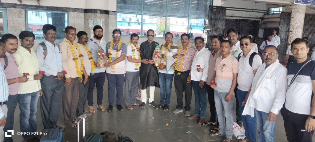 IMG 20240706 WA0020 तिरुमला तिरुपती येथे परकामनी सेवा करिता २० कर्मचारी रवाना -NNL