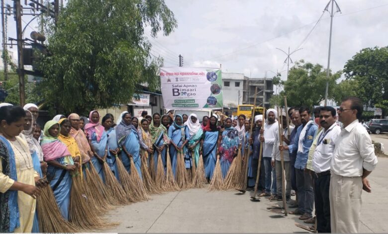 IMG 20240706 WA0064 नांदेड वाघाळा शहर महागनरपालिकेमार्फत "सफाई अपनाओ बिमारी भगाओ अभियान -NNL
