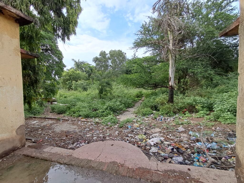 IMG 20240709 WA0062 सिडको मध्यवर्ती उदयानाची दुरवस्था, मनपा प्रशासनाकडून पाहणी, अंदाजे तिन कोटी रूपये तरतूद -NNL