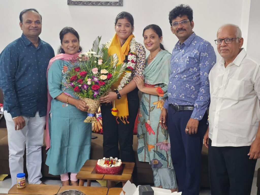IMG 20240719 WA0012 Ms. Ishita Sachin Kasliwal qualified for CE । कु.ईशिता सचिन कासलीवाल ठरली सिए साठी पात्र ; प्रतिथयश कासलीवाल कुंटूबिंयातली पहीली चार्टेड अंकाऊंटंट -NNL