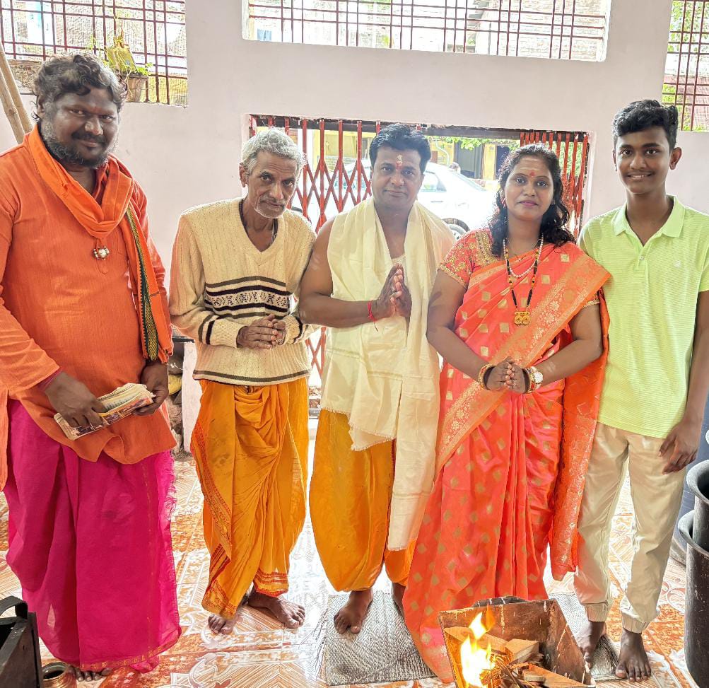 Kalash Rohan in Mahadev Temple | सहयोग नगरातील महादेव मंदिरात कलश रोहन सोहळा संपन्न -NNL