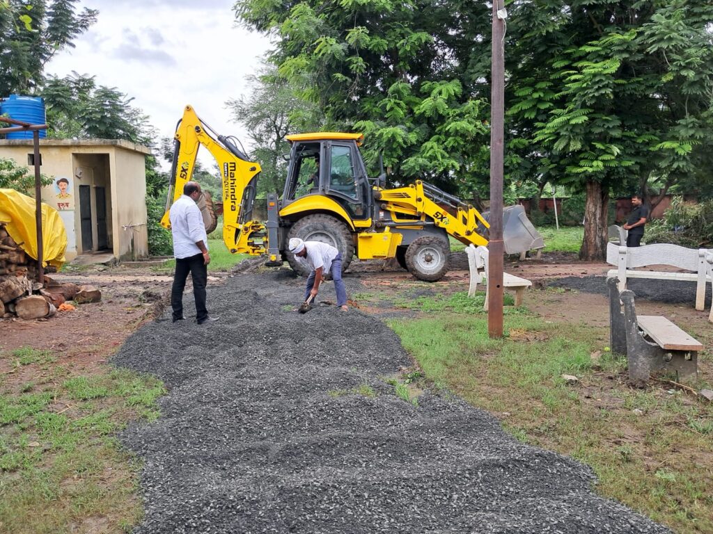 सिडको स्मशान भुमि दुरावस्था, माजी उपमहापौर विनय पाटील यांनी राबविली स्वच्छता मोहीम -NNL