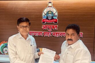 IMG 20240809 WA0023 Former Deputy Mayor Satish Deshmukh : नांदेड शहरातील नागरी समस्या घेऊन ‌माजी उपमहापौर सतीश देशमुख यांनी घेतली आयुक्तांची ‌भेट -NNL