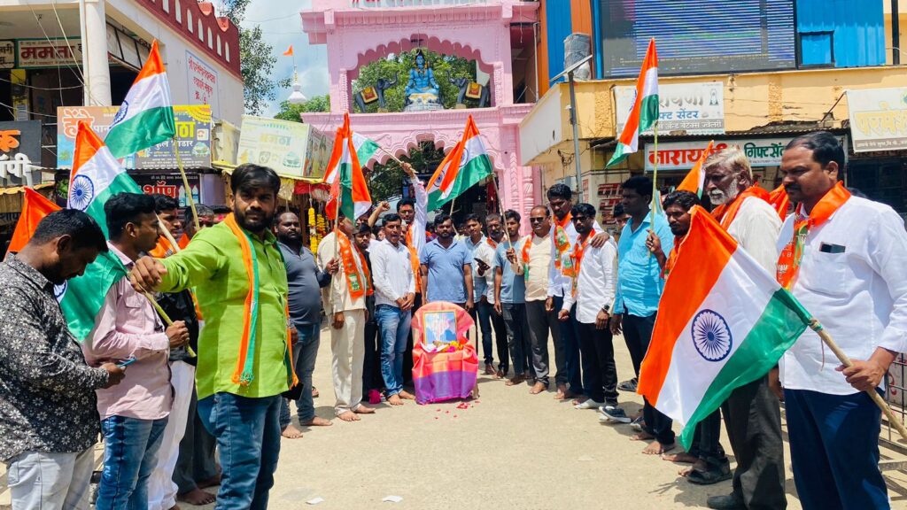 IMG 20240813 WA0061 Bjp tiranga rally : भाजपा युवा मोर्चा हिमायतनगरच्या हर घर तिरंगा मोटरसायकल रॅलीला मिळाला उत्स्फूर्त प्रतिसाद -NNL