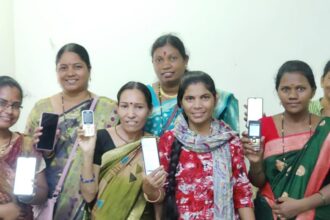 WhatsApp Image 2024 08 16 at 7.25.34 PM 1 Ladki Bahin Yojana ; मुख्यमंत्री माझी लाडकी बहिण योजनेंतर्गत 4.73 लाख महिलांच्या खात्यांमध्ये प्रत्येकी 3 हजार - NNL