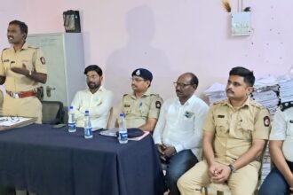 IMG 20240906 WA0108 Celebrate Ganeshotsav peacefully : गणेशोत्सव शांततेत साजरा करा, पोलीस निरीक्षक आयलाने.. NNL