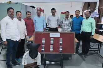 IMG 20240926 WA0054 Local crime branch action ; पायी जाणाऱ्या इसमांचे मोबाईल चोरी करणारे तिन आरोपी मुद्देमालासह ताब्यात; स्थानिक गुन्हे शाखा नांदेडची कारवाई -NNL