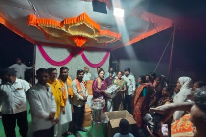 IMG 20240929 WA0019 Ashatai shinde ; गोर गरिबांची सेवा करण्यातच पुण्य मिळते - सौ आशाताई शिंदे यांचे प्रतिपादन -NNL