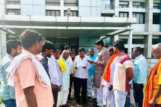 IMG 20241001 WA0067 Prof. Laxman Hake : प्रा.लक्ष्मण हाके यांच्यावर भ्याड हल्ला करणाऱ्या समाजकंटकावर कठोर कार्यवाही करून त्वरित अटक करा -NNL