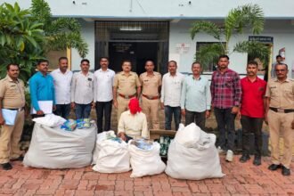 IMG 20241009 WA0065 Nanded Rural Crime Squad : नांदेड ग्रामीण गुन्हे शोध पथकाची मोठी कारवाई सव्वा लक्ष रुपयाचा गुटख्यासह एक आरोपी ताब्यात -NNL