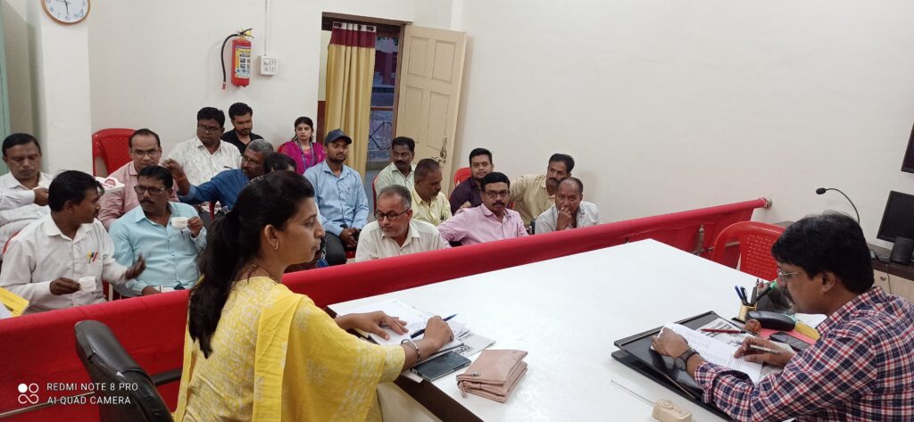 IMG 20241015 WA0360 Election Officer Avinash Kamble : विधानसभा निवडणुकीच्या अनुषंगाने निवडणुक अधिकारी अविनाश कांबळे यांची तातडीची आढावा बैठक -NNL