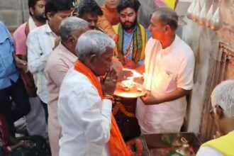 IMG 20241024 WA0018 Bhokrao keram ; भाजपचे उमेदवार आ. भिमराव केराम यांनी घेतले श्री रेणुकामातेचे दर्शनन - NNL