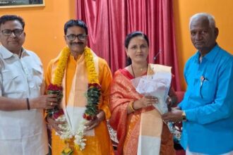 IMG 20241025 WA0025 Loksanwad ; 20 व्या लोकसंवाद साहित्य संमेलनाच्या अध्यक्षपदी प्रसिद्ध साहित्यिक प्रा महेश मोरे -NNL