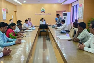 WhatsApp Image 2024 10 25 at 4.17.15 PM 1 Various awareness programs : मतदानाची टक्केवारी वाढविण्यासाठी स्वीपमार्फत विविध जनजागृती कार्यक्रम -NNL
