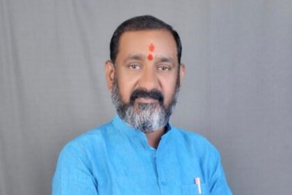 prakash marawar 2 शिक्षक सुनील मोरे आत्महत्या प्रकरणी संबंधित अधिकाऱ्यांना अटक करा - प्रकाश मारावार