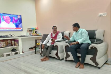 IMG 20241204 WA0008 Abhishek Bakewad ; अभिषेक बकेवाड यांची तेलंगणा राज्यातील समाजातील प्रतिष्ठीत व्यक्तीची हेद्राबाद येथे भेट...