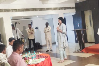 IMG 20241203 201157 Appeal by Meenal Karanwal : शाश्वत विकास ध्येयांवर आधारित ग्रामपंचायत विकास आराखडे तयार करावेत - मीनल करनवाल यांचे आवाहन -NNL