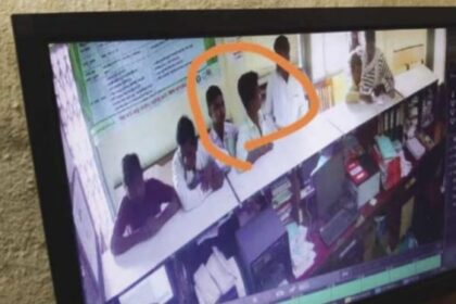 IMG 20241206 211907 Hadgaon taamasa ; तामसा येथील महाराष्ट्र ग्रामीण बँकेतून शेतकऱ्याचे एक लाख रुपये पळविले; चोरटे सीसीटिव्ही कॅमेऱ्यात कैद - NNL