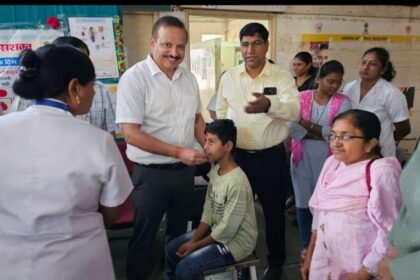 WhatsApp Image 2024 12 04 at 3.58.50 PM National Deworming Campaign : जिल्हा रुग्णालयात राष्ट्रीय जंतनाशक मोहिमेचे उदघाटन -NNL