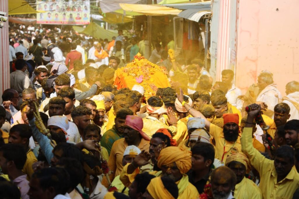 WhatsApp Image 2024 12 29 at 5.02.03 PM Malegaon mahayatra ; दक्षिण भारताच्या महायात्रेला नांदेड जिल्ह्यातील माळेगावात पारंपारिक उत्साहात सुरुवात -NNL