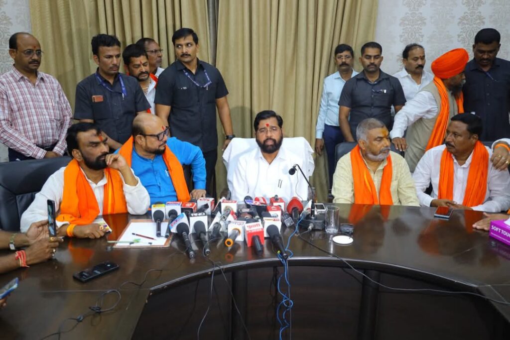 FB IMG 1738856057803 Dcm Eknath Shinde : समृद्धी महामार्ग प्रमाणे शक्तिपीठ मार्गाचाही विरोध मावळेल : उपमुख्यमंत्री एकनाथ शिंदे