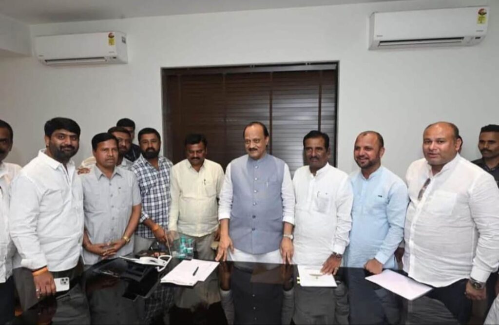 IMG 20250214 WA0032 in the court of Ajit Pawar ! : स्व.प्रदीप नाईकांचे शिलेदार अजित पवारांच्या दरबारात !