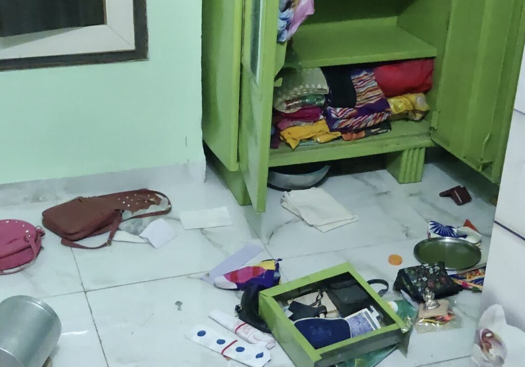 IMG 20250210 151116 theft of lakhs by thieves : देव दर्शनाला गेले अन् चोरट्यांकडून लाखोंची घरफोडी; जबरी घरफोडीचा गुन्हा दाखल