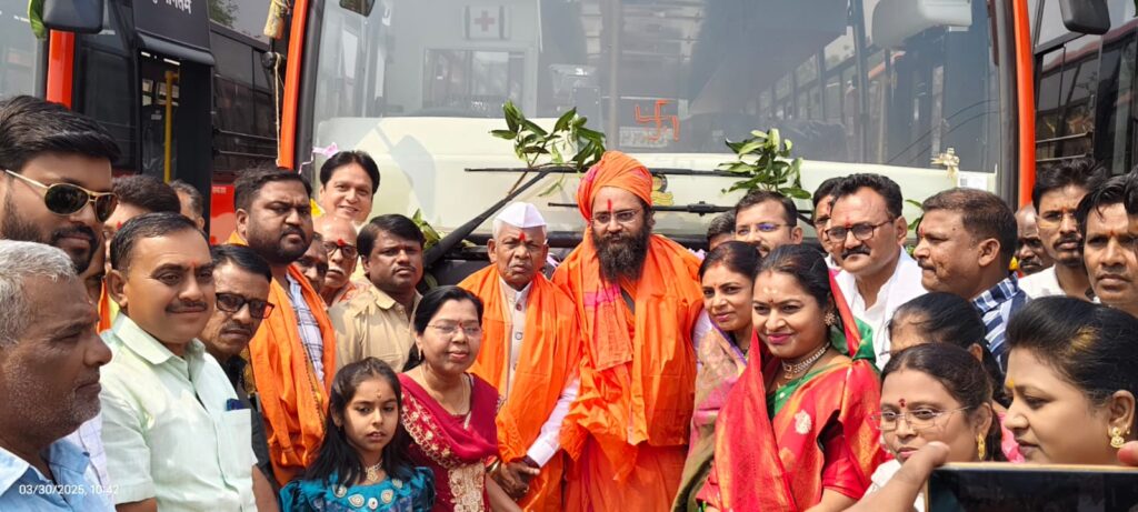 IMG 20250331 WA0013 MLA Bhimrao Keram ; आमदार भीमराव केराम यांच्या हस्ते पाच एसटी बसचे लोकार्पण