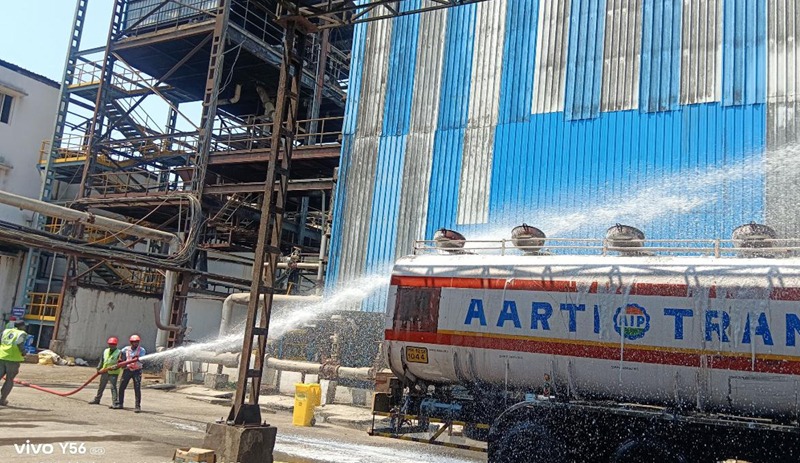 WhatsApp Image 2025 03 21 at 7.47.43 PM Colorful disaster drill : धर्माबाद येथील एका रसायन कंपनीत केमीकल ल‍िकेज....! आपत्तीबाबत रंगीत तालीम