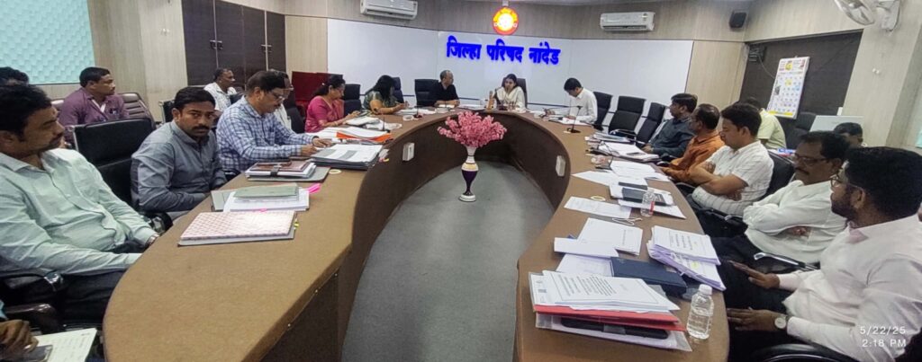 IMG 20250522 WA0036 Ceo Meghana Kavali ; पर्यावरण समृद्धीसाठी ग्रामस्थांनी पुढाकार घ्यावा - मुख्य कार्यकारी अधिकारी मेघना कावली