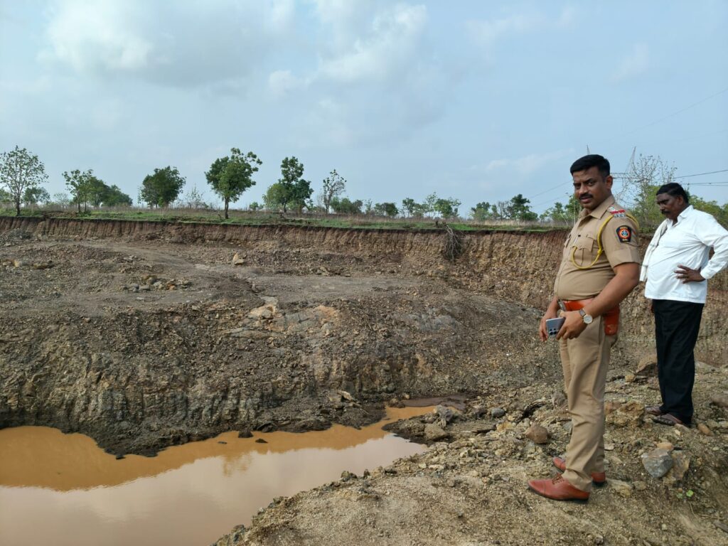 IMG 20250529 WA0073 Two Childrens Dead Drowned Water ; हदगांव तालुक्यातील गारगव्हाणमध्ये दोन शालेय मुलांचा पाण्याने भरलेल्या खदाणीत बुडून मृत्यू