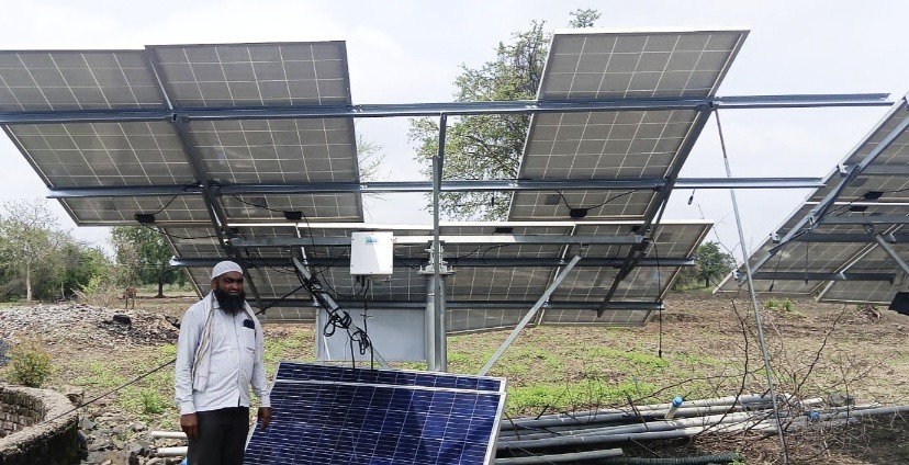 Solar panel damaged : उस्माननगर येथील शेतकऱ्याचे वादळी वाऱ्यामुळे सोलार पॅनलचे नुकसान