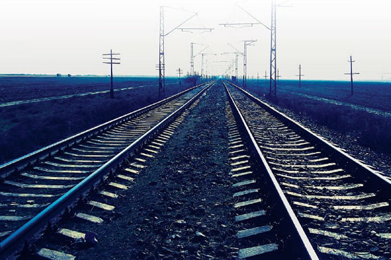 railway Chhatrapati Sambhaji Nagar - Parbhani railway line cleared : छत्रपती संभाजी नगर - परभणी रेल्वे मार्गाच्या दुहेरीकरणासाठी जमीन अधिग्रहणाचा प्रश्न मार्गी