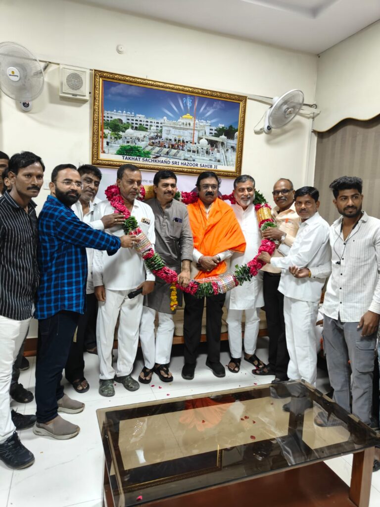 IMG 20250606 WA0037 Mp ajit gopchade ; रेल्वे कामगार संघटनांच्या सर्व समस्या सोडवण्यासाठी कटिबद्ध : खा. डॉ. अजित गोपछडे यांनी रेल्वे कामगारांना केले आश्वासित