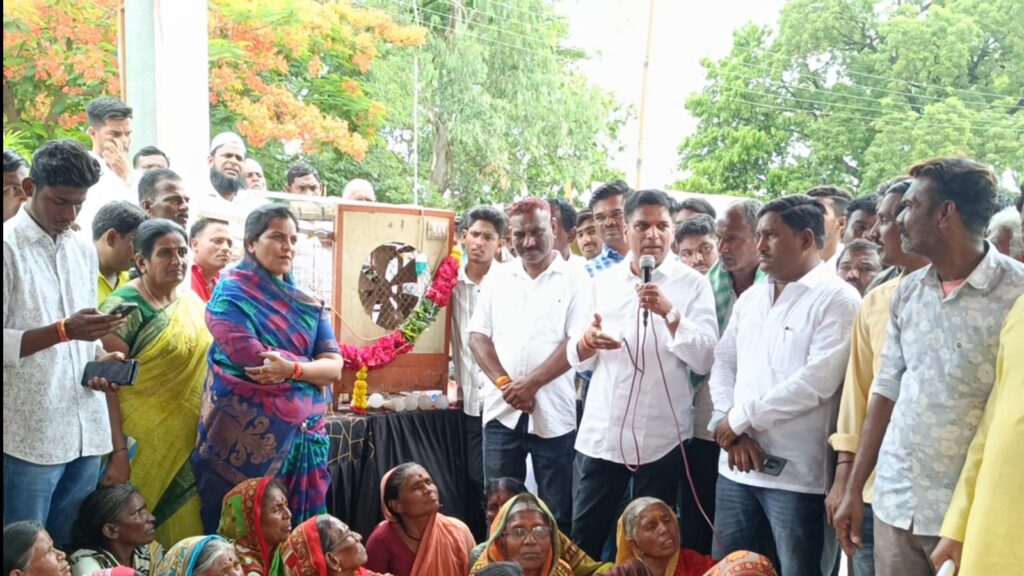 IMG 20250623 WA0055 Grand Morcha Biloli Mahavitaran ; बिलोलीत शहरात विद्युत वितरणच्या विरोधात भव्य-मोर्चा व रास्ता-रोको