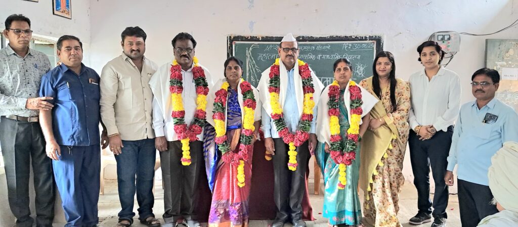 IMG 20250701 WA0004 Retired teacher : सेवादास शिक्षण प्रसारक मंडळाशी सेवानिवृत्त शिक्षक आजही कायम ॲड.जाधव