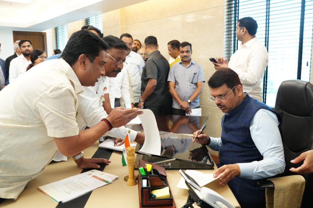 Mla Baburao Kadam Demands : हदगाव-हिमायतनगर तालुक्यात अतिवृष्टी व महापूरामुळे शेतकऱ्यांचे १००% नुकसान