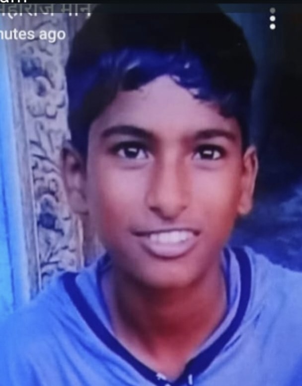 Snake bite : पुंजाने भरणा-या बालकांचा सर्पदंशमुळे अखेर मृत्यू,पोटा गावावर शोककळा