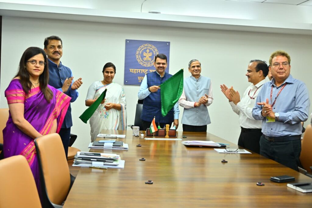 WhatsApp Image 2025 08 26 at 11.43.41 AM Vande Bharat Express : नांदेड- मुंबई 'वंदे भारत एक्सप्रेस' ने उघडले मराठवाड्याच्या समृद्धीचे द्वार - मुख्यमंत्री देवेंद्र फडणवीस