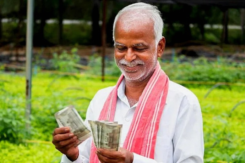 Funds : शेतकऱ्यांच्या खात्यांवर लवकरच निधी जमा होणार – कृषी मंत्री दत्तात्रय भरणे