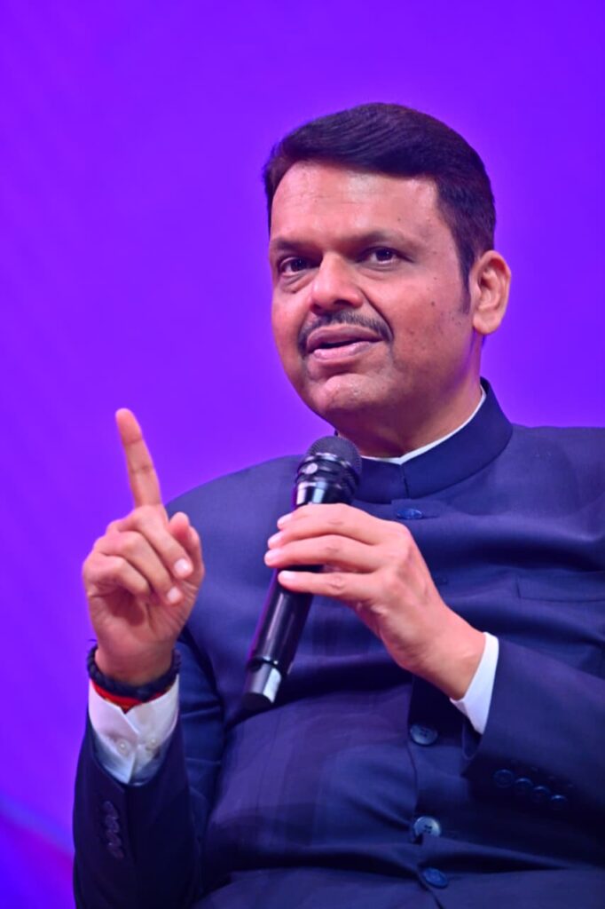 Chief Minister Devendra Fadnavis : स्पष्ट दृष्टिकोन, जलद निर्णय आणि जबाबदार अंमलबजावणी हे महाराष्ट्राच्या विकासाचे तीन स्तंभ – मुख्यमंत्री देवेंद्र फडणवीस