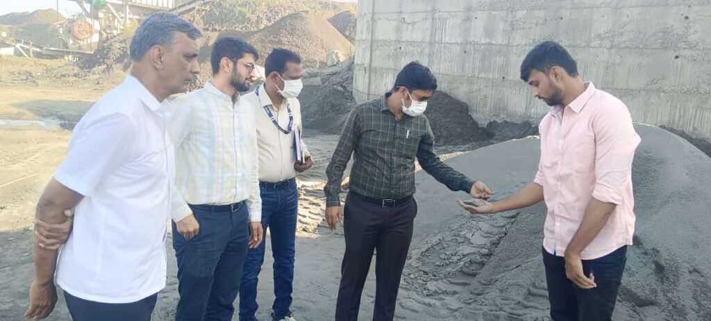 Collector Rahul Kardile : एम-सॅंड (कृत्रिम वाळू) उत्पादित व्यक्ती व संस्थानी सवलतीसाठी 2 डिसेंबरपर्यत अर्ज करावेत – जिल्हाधिकारी राहुल कर्डिले