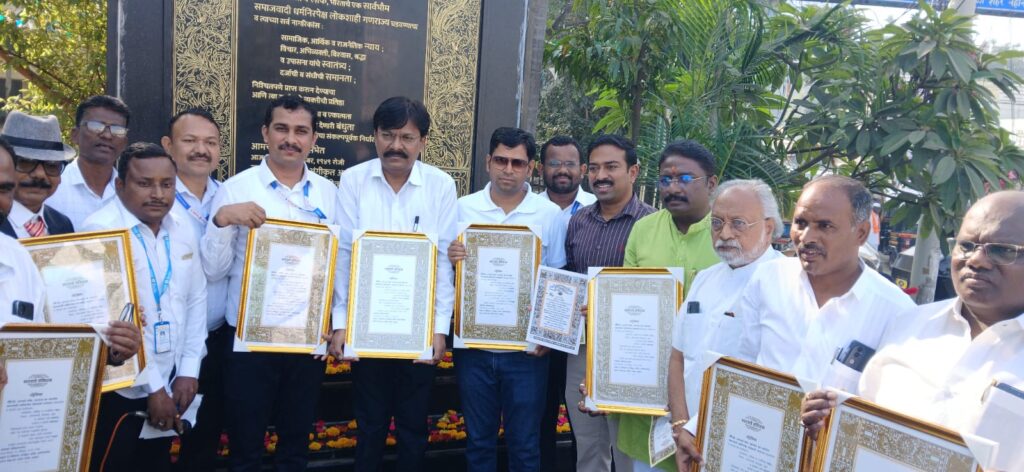 Grand Constitution Rally : संविधान दिनानिमित्त नांदेडमध्ये भव्य संविधान रॅली; संविधान प्रस्ताविकेचे सामूहिक वाचन