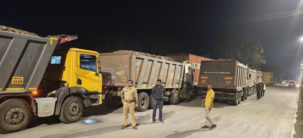 IMG 20260104 WA0020 Illegally Sand Mining : अवैध गौण खनिज (मुरुम) उत्खनन व वाहतुकीवर नांदेड ग्रामीण पोलिसांची मोठी कारवाई