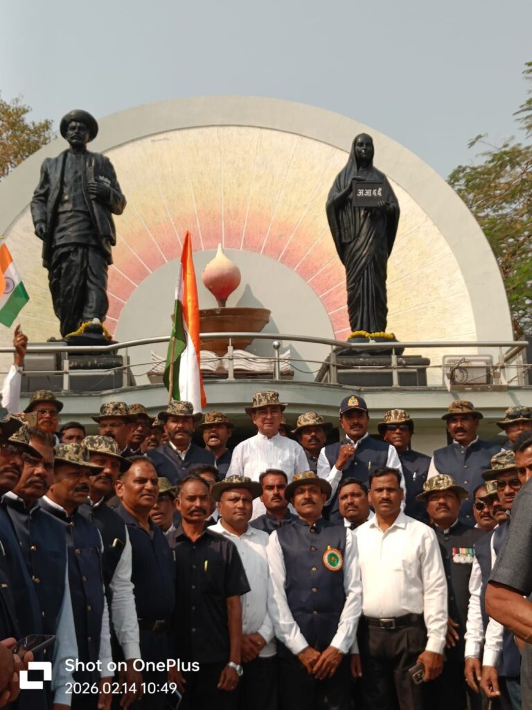 Soldiers salutes : पुलवामाच्या शूरवीरांना नांदेडची सलामी