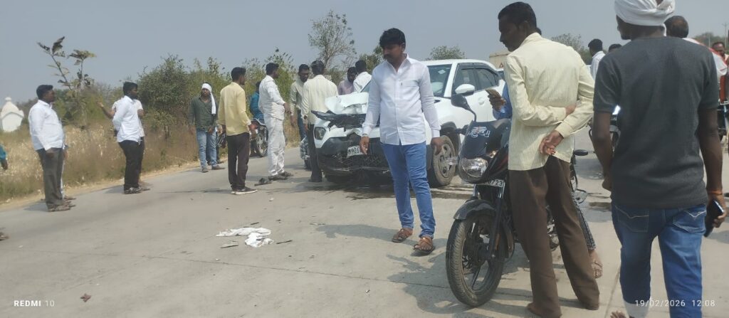 Accident News : सरसम नगरीवर काळाचा घाला; कारच्या धडकेत दोन मोटारसायकलस्वार ठार