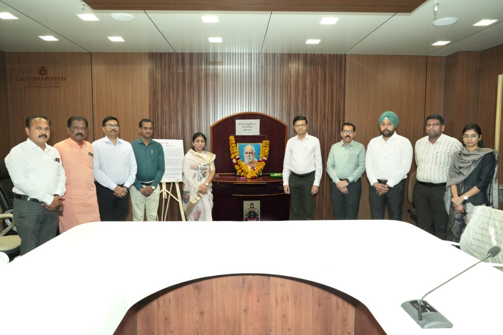 Saint Gadge Baba ; महानगरपालिकेत “संत गाडगेबाबा’ यांना अभिवादन